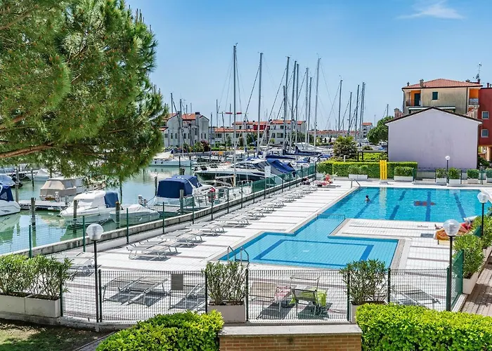 Albatros كاوْرلي