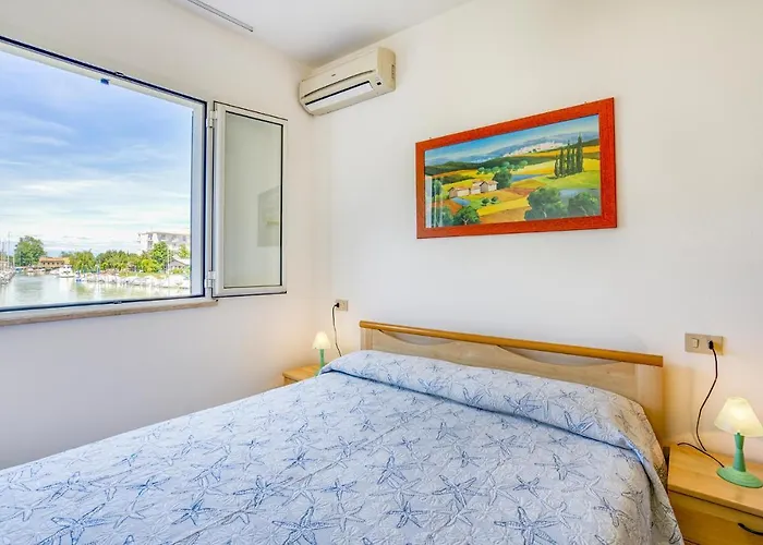 Albatros كاوْرلي